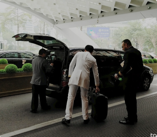 AIRPORT PICK UP